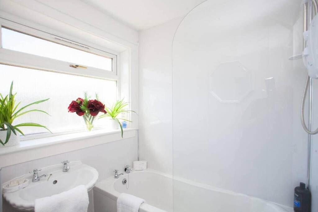 Cosy 1 Bed With Parking In City Centre Διαμέρισμα Γλασκώβη Εξωτερικό φωτογραφία