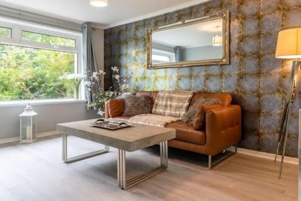 Cosy 1 Bed With Parking In City Centre Διαμέρισμα Γλασκώβη Εξωτερικό φωτογραφία